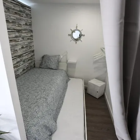 公寓 Vina's Beach House - 2 Minute Walk To The Beach 卡帕里卡海岸